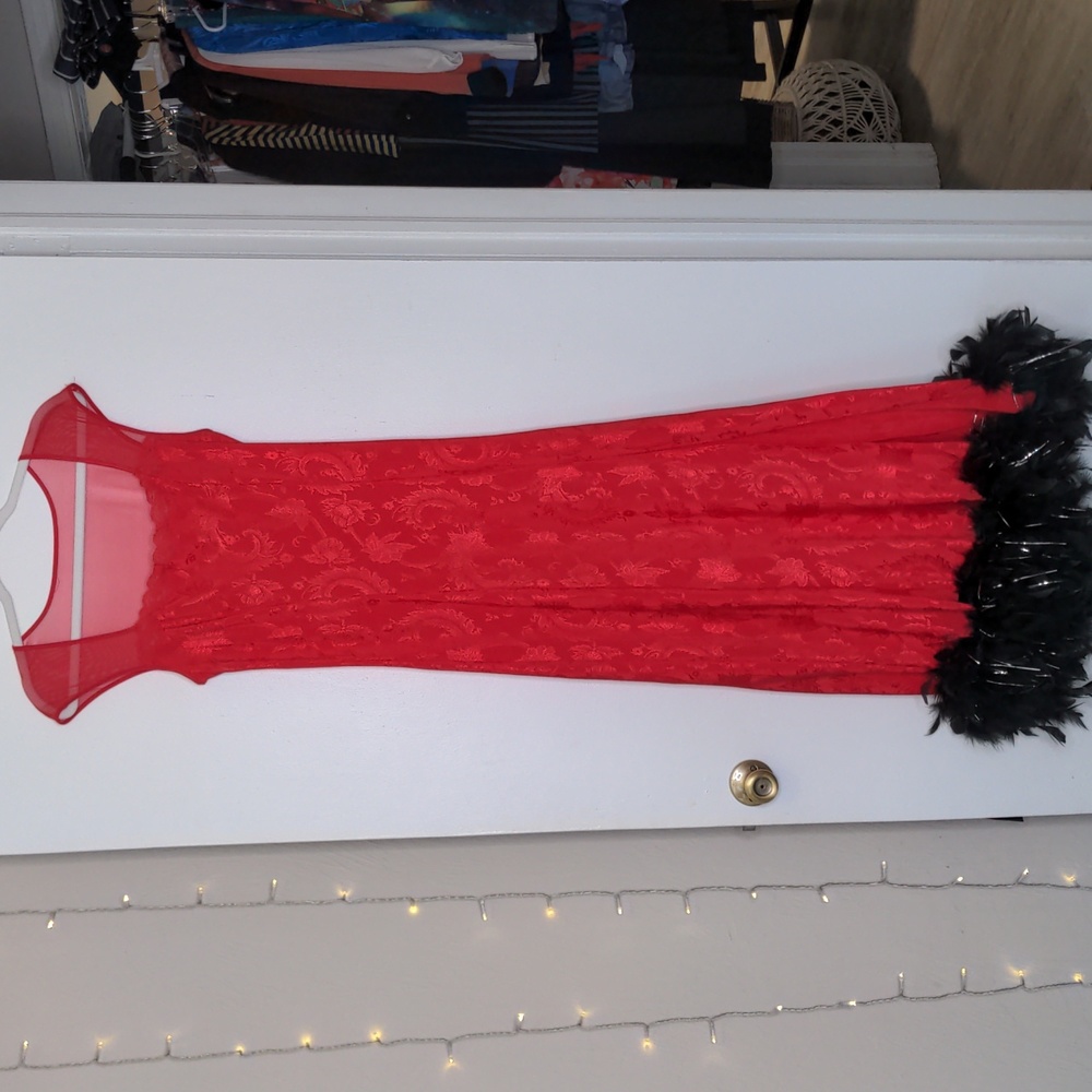 🔥RARE🔥 Vintage 80s gold label VS long red dress gown negligee w feather trim